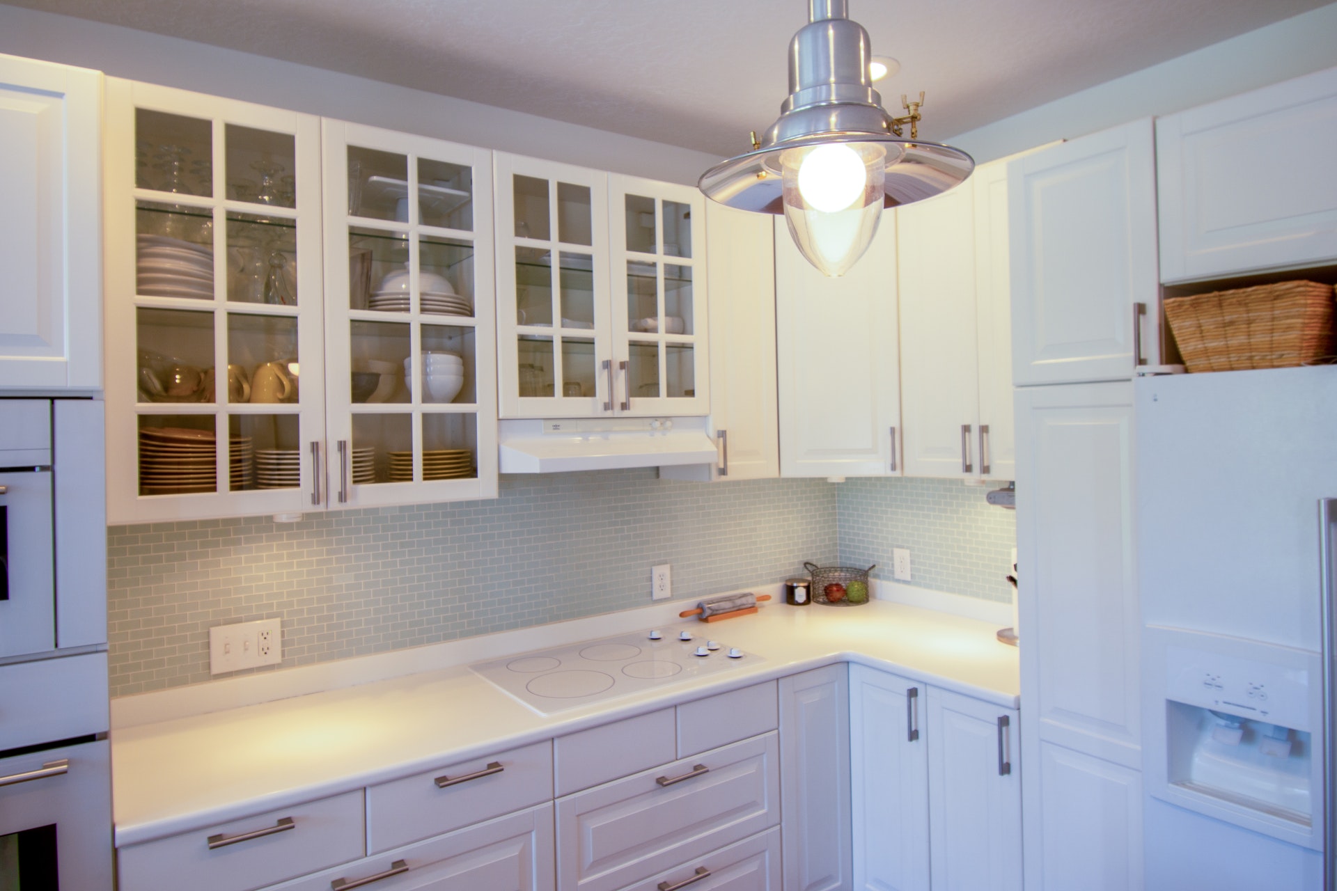 Móveis com porta de vidro: excelentes para decoração Móveis com porta de vidro: excelentes para decoração